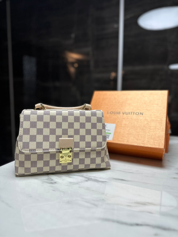 حقيبة LOUIS VUITTON