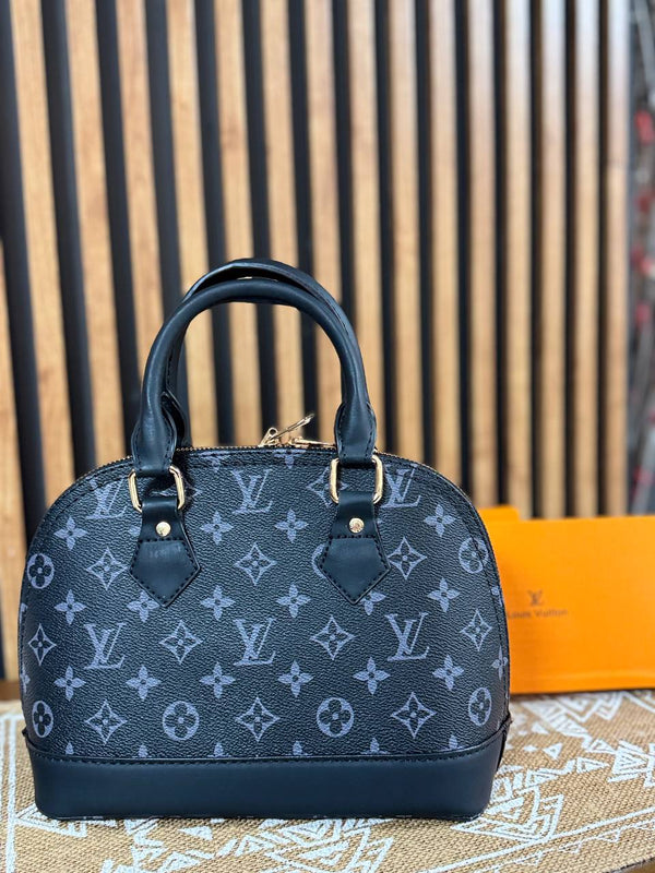 حقيبة LOUIS VUITTON