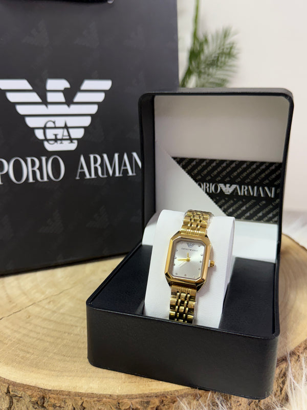 ساعة ARMANI